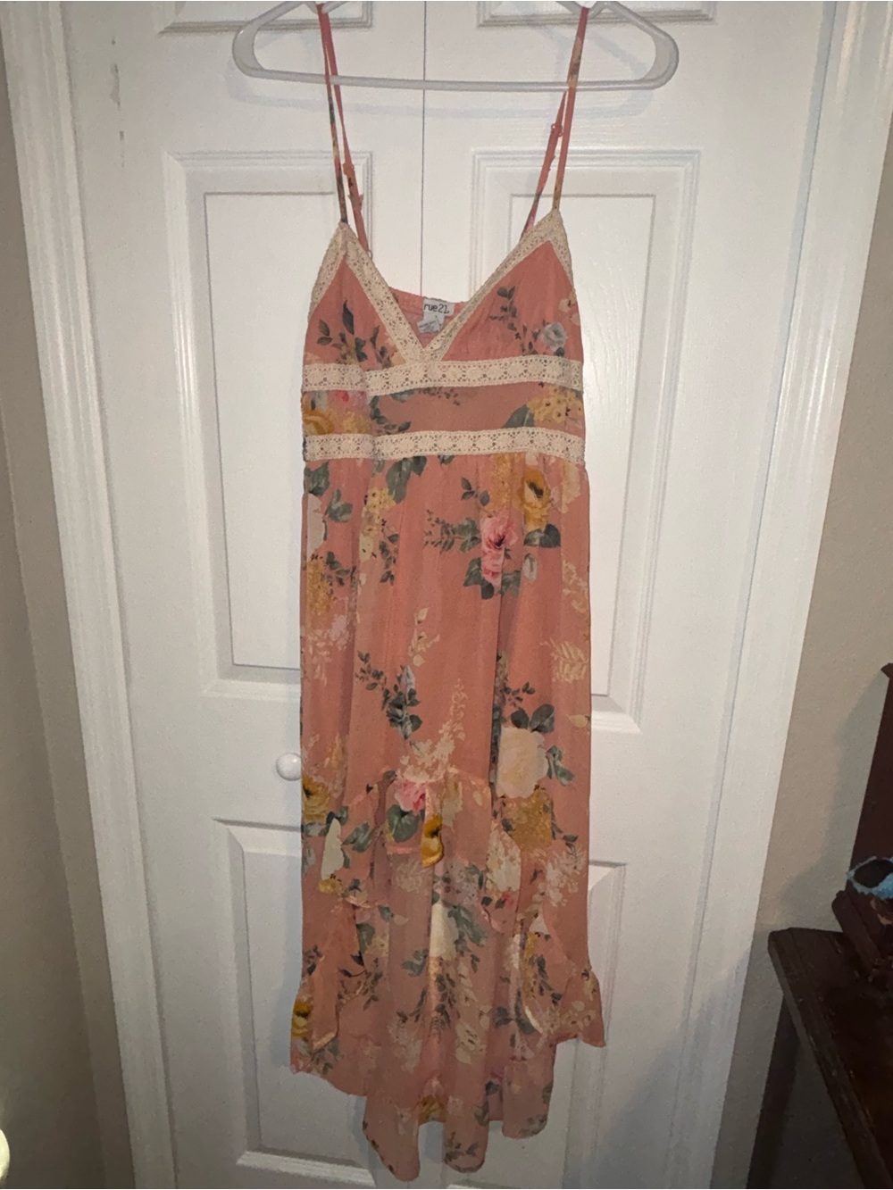 Rue21 Peach Floral Lace-Trim Maxi Dress